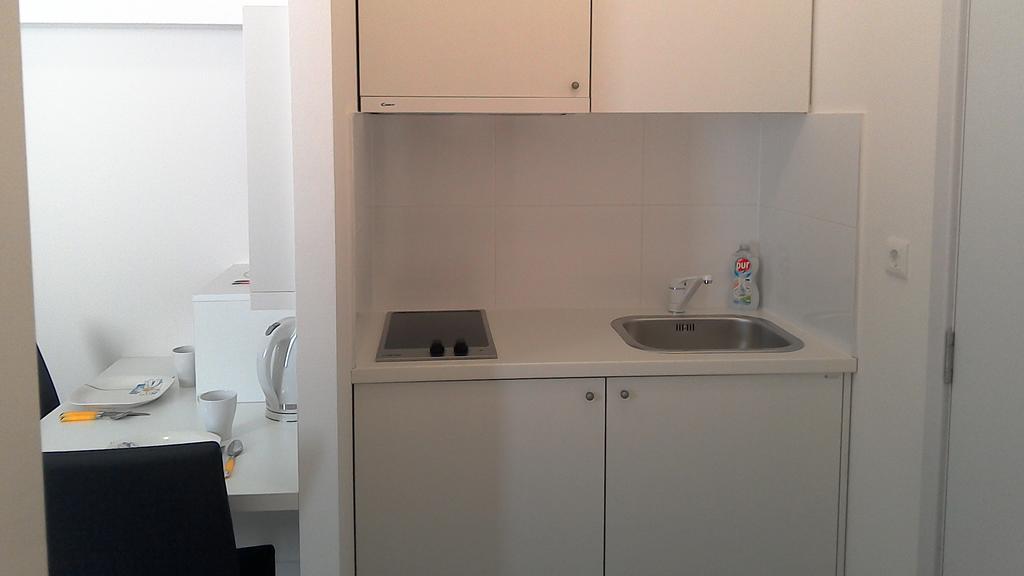 Apartments Simple Teslina Zagreb Exterior photo