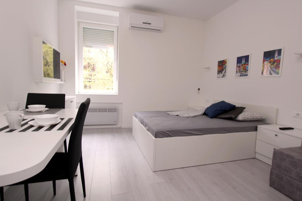 Apartments Simple Teslina Zagreb Exterior photo