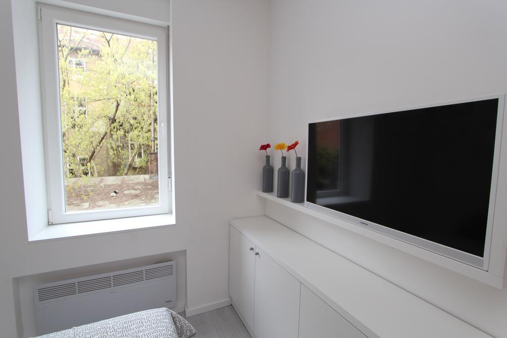 Apartments Simple Teslina Zagreb Exterior photo